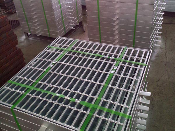 الصلب المشبك لوحة